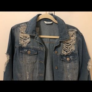 BNWOT! Ripped/distressed jean jacket